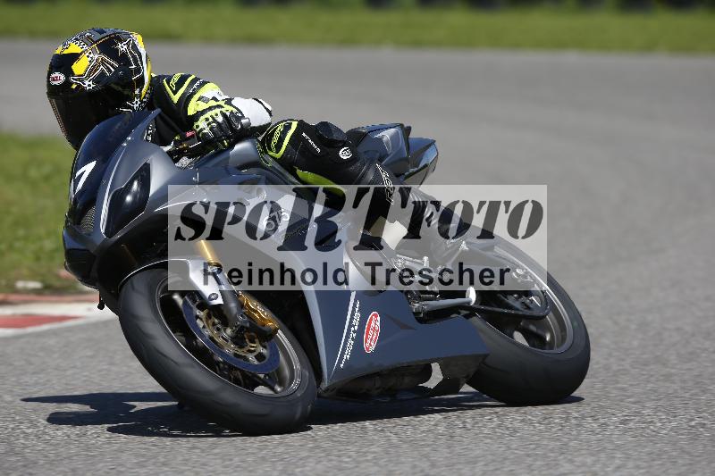 /Archiv-2024/29 12.06.2024 MOTO.CH Track Day ADR/Gruppe rot/17